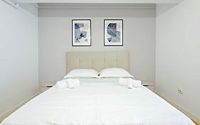 Himson Blue Apartament-Self Check-In Near Airport & Mall